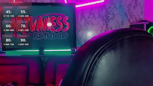 Jessica smith 1 online show from 6, 3, 2025