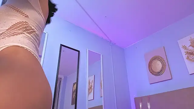 sarah cruzz  online show from 26, 3, 2026