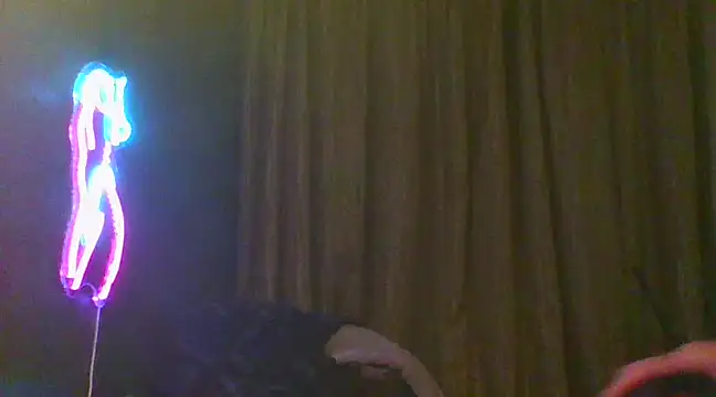 Snapshot of renegade_vyxxen chatting on 7, 2, 2025 renegade vyxxen online show from 7, 2, 2025