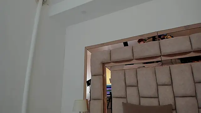 emma castilloo online show from 22, 3, 2025