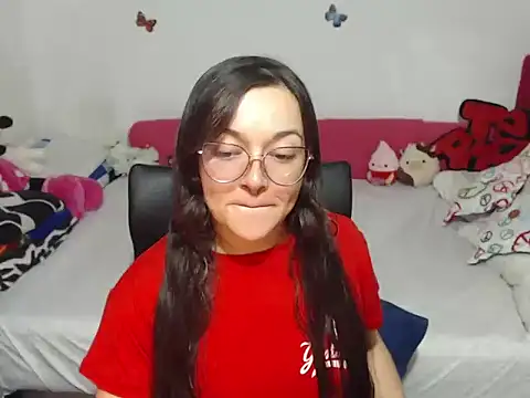 Angela 18honey online show from 18, 9, 2025