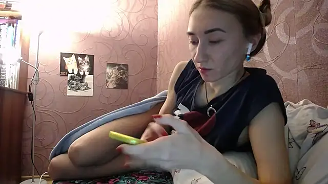 Fire  Foxx online show from 3, 12, 2024