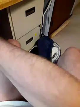 Snapshot of handsomeguy0729 chatting on 28, 1, 2025 handsomeguy0729 online show from 28, 1, 2025