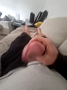 Snapshot of MarkBigDick35 chatting on 18, 10, 2025 MarkBigDick35 online show from 18, 10, 2025