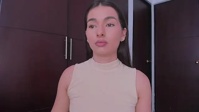 Snapshot of Coralinee_01 chatting on 12, 1, 2025 Coralinee 01 online show from 12, 1, 2025