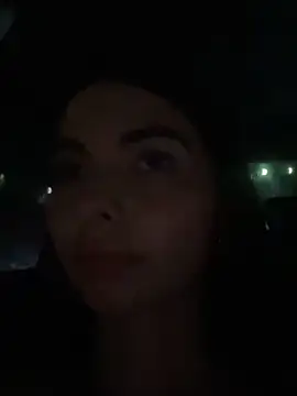 Coralinee 01 online show from 1, 12, 2025