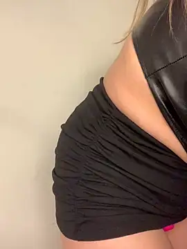 Nayafreaky online show from 24, 2, 2025