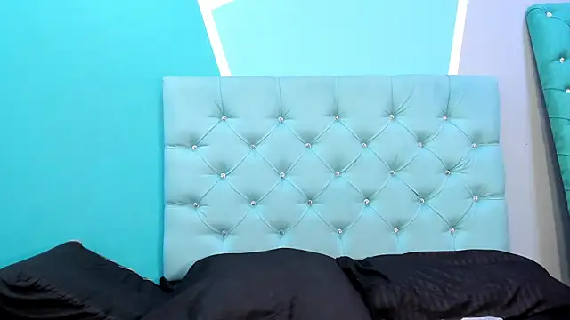 AlondraFerri1 online show from 7, 2, 2025