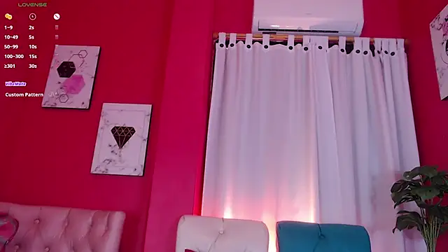 Snapshot of AleezaFrench chatting on 27, 1, 2025 AleezaFrench online show from 27, 1, 2025