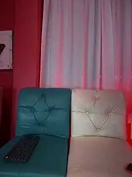 Snapshot of AleezaFrench chatting on 24, 2, 2025 AleezaFrench online show from 24, 2, 2025