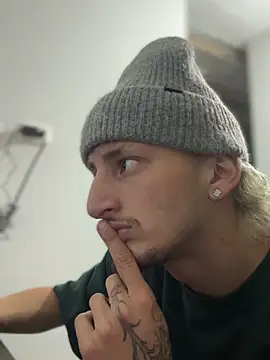 Scott sex7 online show from 27, 2, 2026