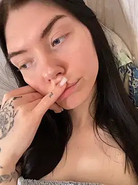 Lisaaa Alisa online show from 6, 3, 2025