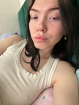 Lisaaa Alisa online show from 3, 3, 2026