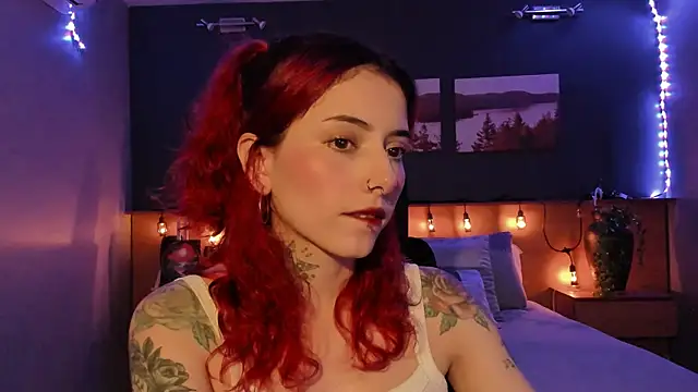 LiliJones  online show from 7, 1, 2025