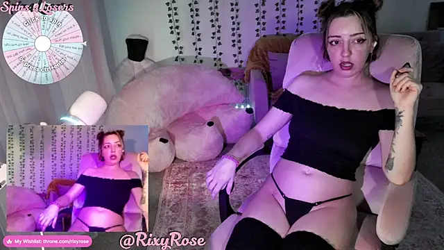 Trixyrose online show from 19, 7, 2026