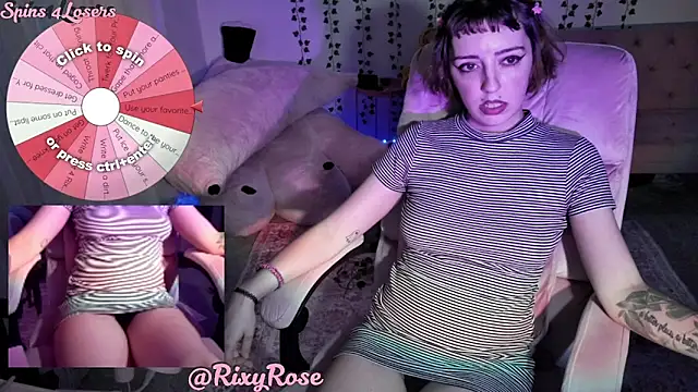 Trixyrose online show from 4, 8, 2026