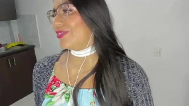 Snapshot of Luna_Dumont chatting on 21, 3, 2026 Luna Dumont online show from 21, 3, 2026