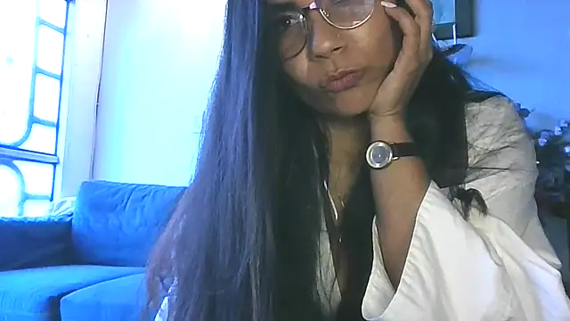 Snapshot of Luna_Dumont chatting on 15, 4, 2026 Luna Dumont online show from 15, 4, 2026