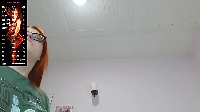 Snapshot of lucie_nicolls chatting on 10, 1, 2025 lucie nicolls online show from 10, 1, 2025