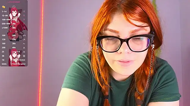 Snapshot of lucie_nicolls chatting on 14, 2, 2025 lucie nicolls online show from 14, 2, 2025