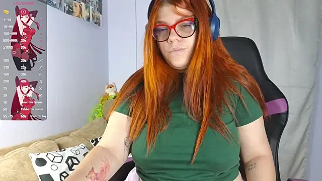 Snapshot of lucie_nicolls chatting on 4, 3, 2025 lucie nicolls online show from 4, 3, 2025