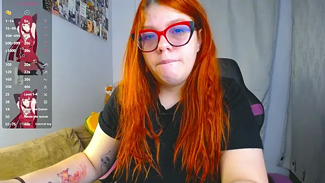 Snapshot of lucie_nicolls chatting on 9, 3, 2025 lucie nicolls online show from 9, 3, 2025