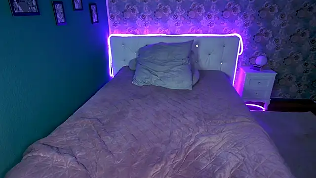 EmilyDiazofficial online show from 5, 2, 2026