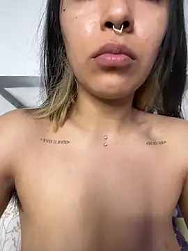 Snapshot of maybelline69 chatting on 9, 3, 2026 maybelline69 online show from 9, 3, 2026