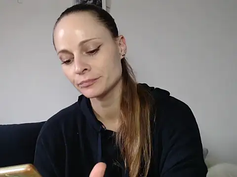 naikah714 online show from 10, 12, 2024