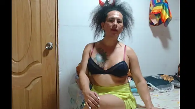 abbycrespa online show from 18, 3, 2025