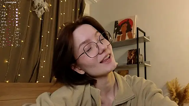 Snapshot of IdaValenti chatting on 23, 2, 2025 IdaValenti online show from 23, 2, 2025