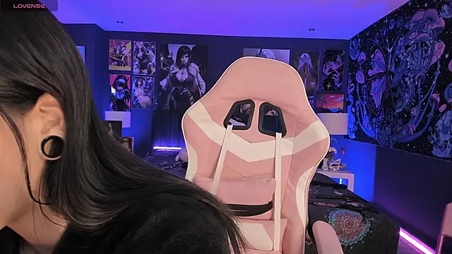 LanaKyutt online show from 24, 9, 2025