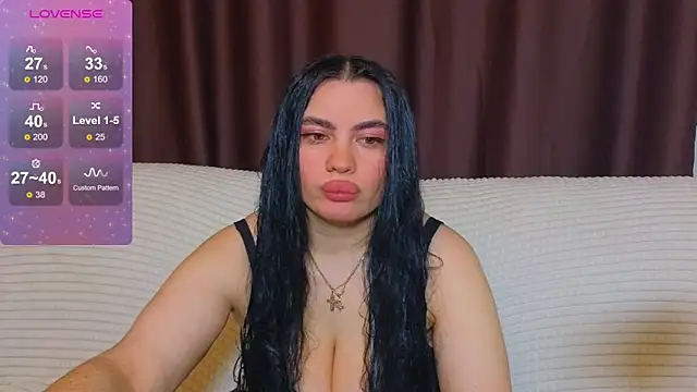 Nikki Kardashian online show from 25, 2, 2025