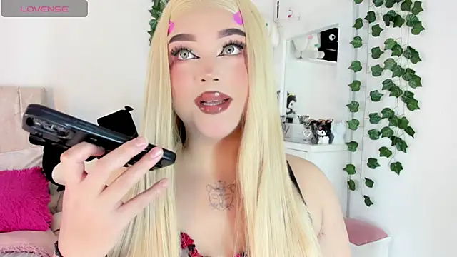 Snapshot of cattriona_muller chatting on 10, 7, 2026 cattriona muller online show from 10, 7, 2026