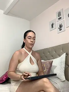 Snapshot of ImAlicee chatting on 7, 11, 2025 ImAlicee online show from 7, 11, 2025