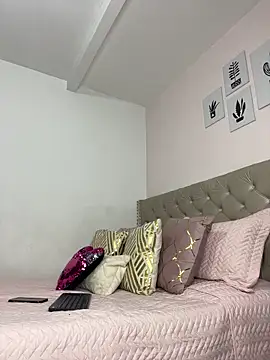 Snapshot of ImAlicee chatting on 25, 11, 2025 ImAlicee online show from 25, 11, 2025