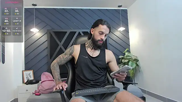 Snapshot of Apolo_Bianco_ chatting on 18, 9, 2025 Apolo Bianco  online show from 18, 9, 2025