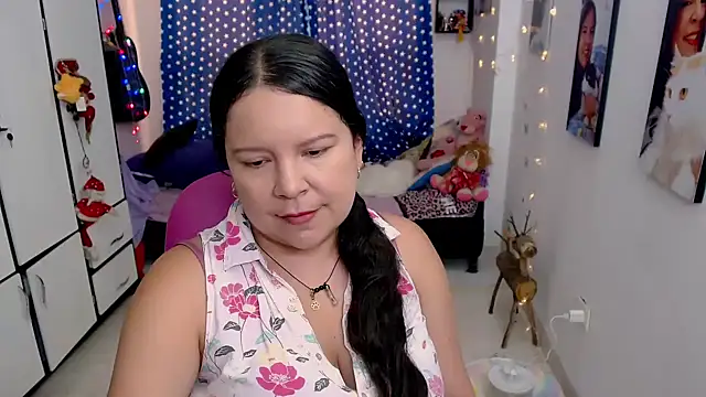 claryssa  online show from 5, 2, 2026