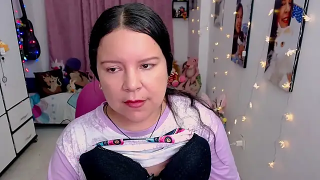 claryssa  online show from 16, 5, 2026