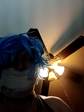 Hugebwc102 online show from 4, 2, 2025