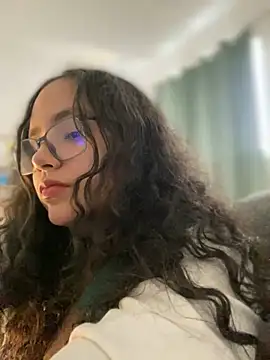 CurlyGirl 1 online show from 22, 12, 2024