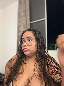 CurlyGirl 1 online show from 22, 7, 2026
