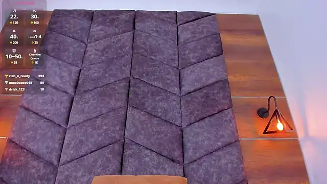 Snapshot of CristalCornner_ chatting on 13, 12, 2024 CristalCornner  online show from 13, 12, 2024