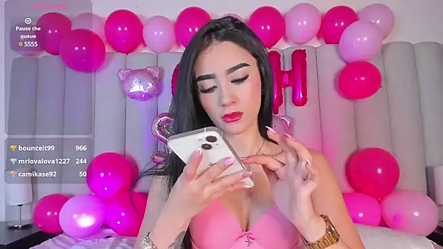 Snapshot of CristalCornner_ chatting on 23, 12, 2024 CristalCornner  online show from 23, 12, 2024