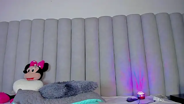 Snapshot of CristalCornner_ chatting on 10, 2, 2025 CristalCornner  online show from 10, 2, 2025