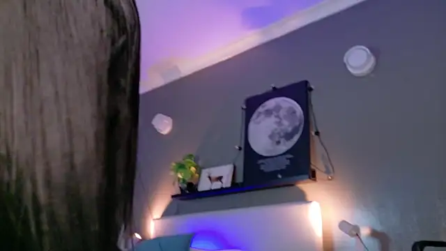 Snapshot of CristalCornner_ chatting on 13, 9, 2025 CristalCornner  online show from 13, 9, 2025