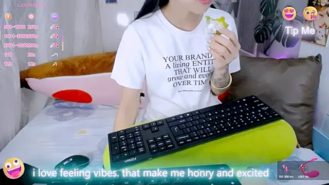 Ly   online show from 19, 3, 2026