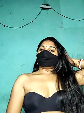 Snapshot of Luv_Adite20 chatting on 15, 2, 2025 Luv Adite20 online show from 15, 2, 2025