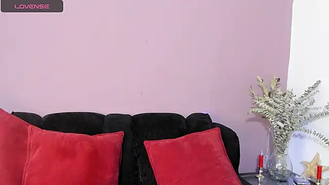 Snapshot of lenna__lujan05 chatting on 31, 1, 2025 lenna  lujan05 online show from 31, 1, 2025