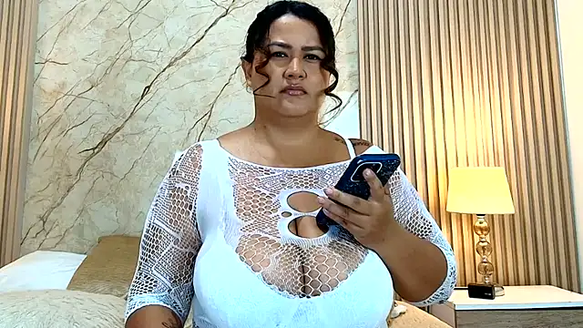 Snapshot of IsabellMendez_ chatting on 24, 7, 2026 IsabellMendez online show from 24, 7, 2026